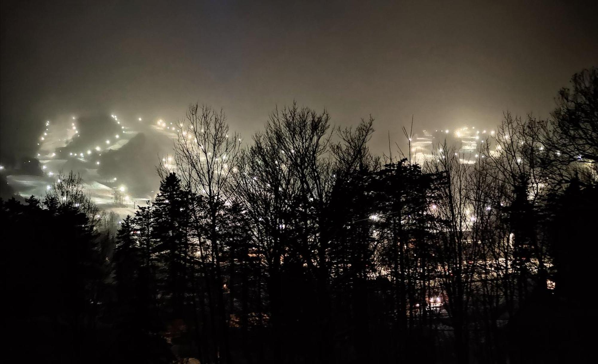Condo Sur 2 Niveaux Avec Magnifique Vue Sur La Montagne Stoneham Zewnętrze zdjęcie